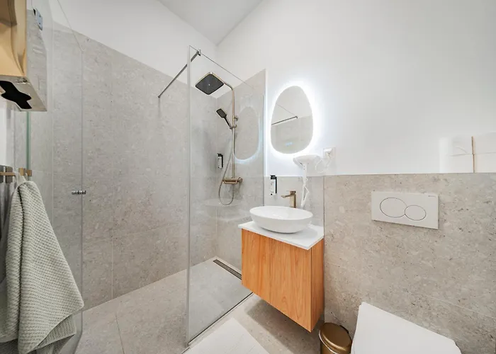 Hostel Home1 - Douzieme Boutique