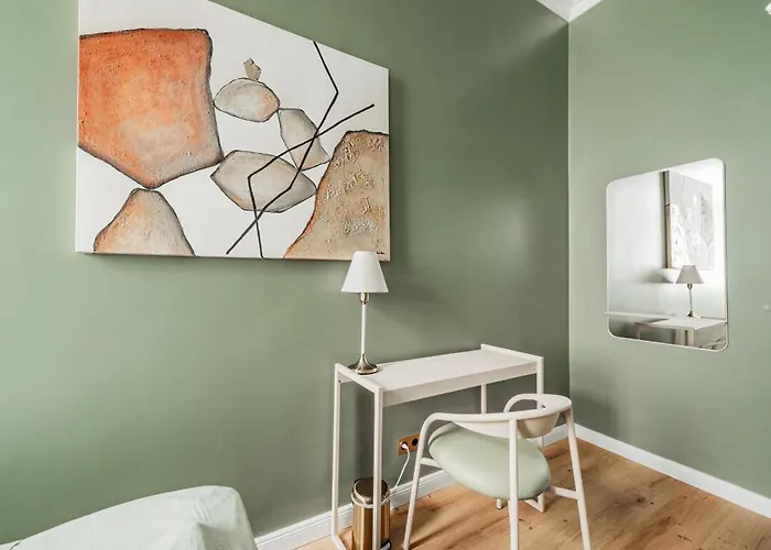Hostel Home1 - Douzieme Boutique *